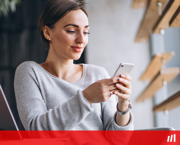 mulher-celular mulher-celular